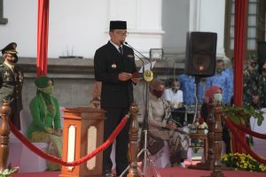 Ridwan Kamil Pimpin Upacara Peringatan Hari Pahlawan