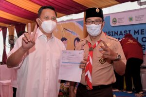 Ridwan Kamil dan ASN Jabar Kenakan Pakaian Pramuka Tiap Tanggal 14