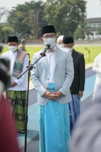 Gubernur Ridwan Kamil Pimpin Upacara Hari Santri Tingkat Jabar